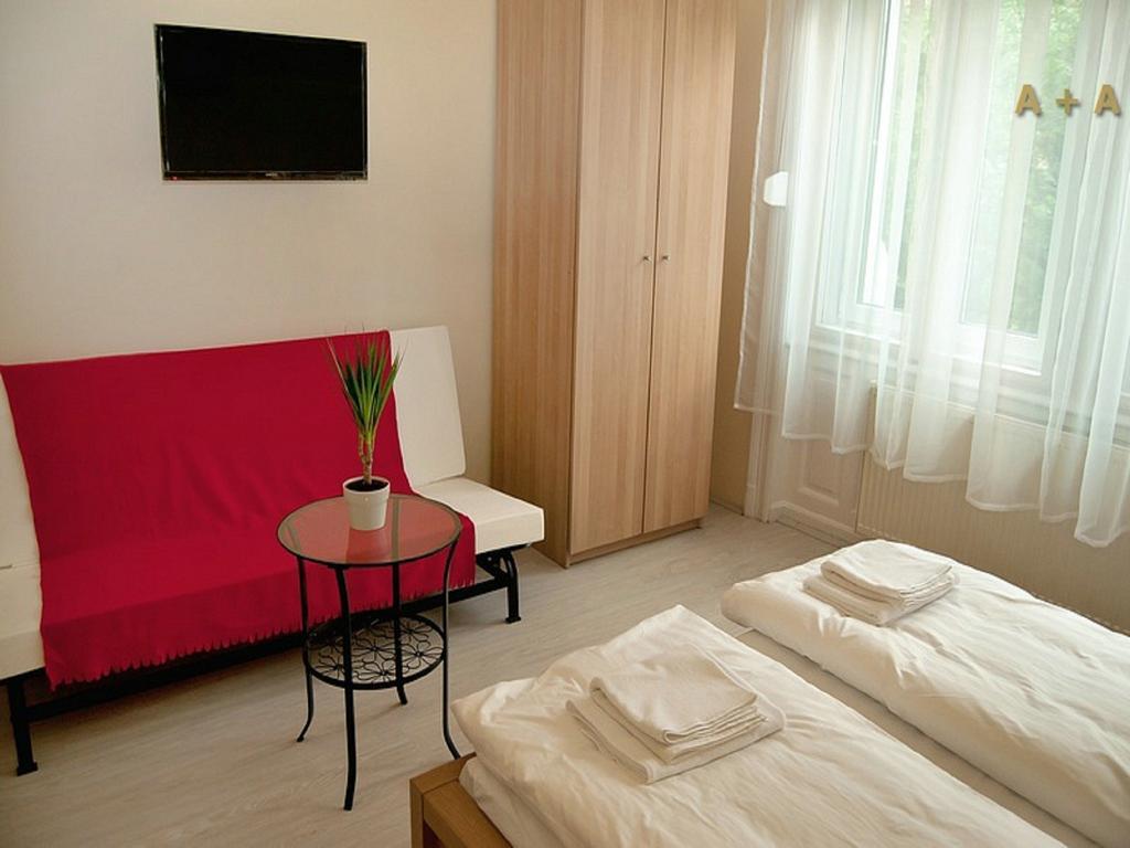 A + A Hostel Budapest
